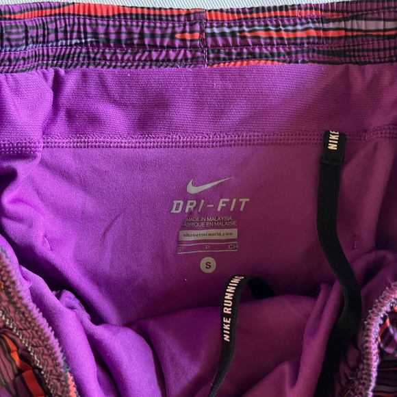 Nike Equilibrium Modern Tempo Running Shorts Purple - Picture 2 of 2